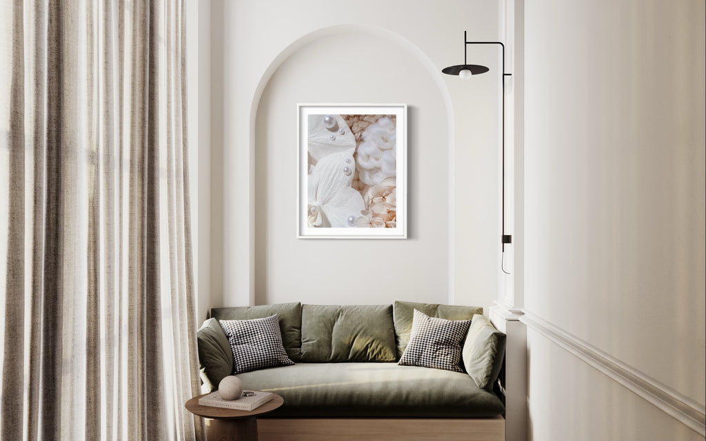 Lifestyle shot of Sensory Fine Art Print N 3 in modern interior | 感官艺术印刷品 N 3 — 现代家居摆拍